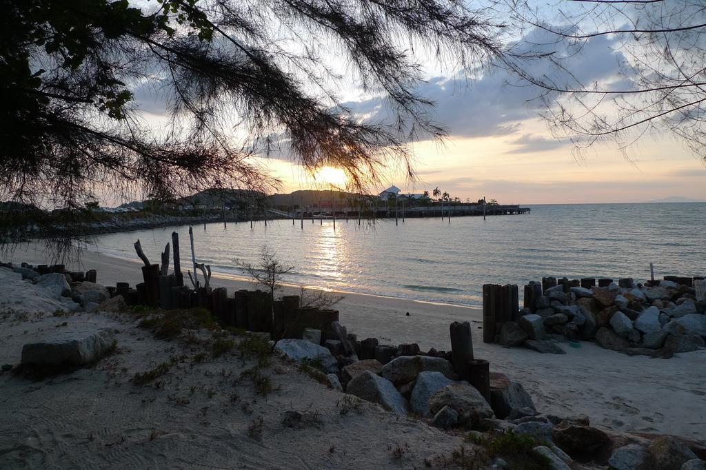 Senari Bay Resort Pantai Cenang  Dış mekan fotoğraf