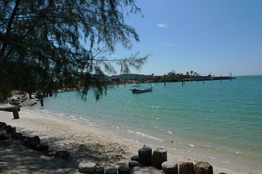 Senari Bay Resort Pantai Cenang  Dış mekan fotoğraf